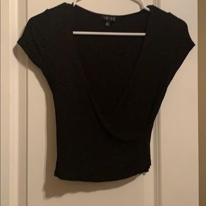 Black crop top size L